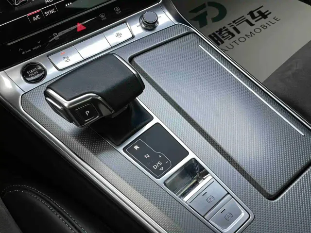 Audi A6L — Фото автомобиля 20