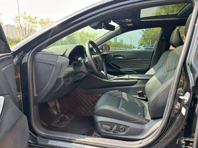 Toyota Avalon — Фото автомобиля 4