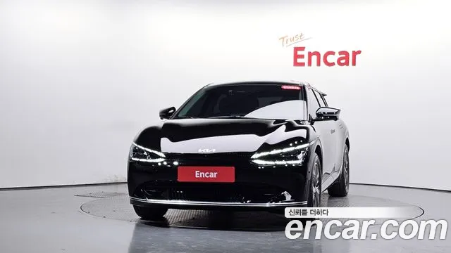 Kia EV6 — Фото автомобиля 3