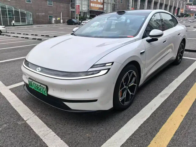 Changan Qiyuan A06 — Фото автомобиля 2