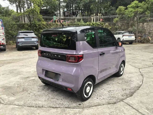 Wuling Hongguang Mini EV — Фото автомобиля 12