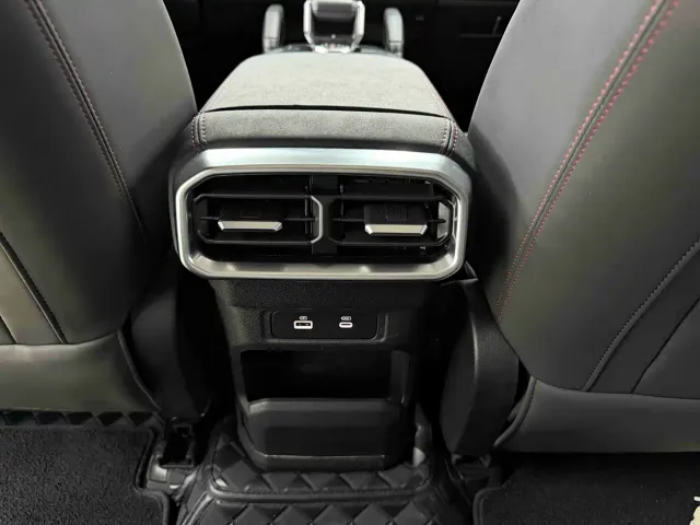 Jetour T2 — Фото автомобиля 16