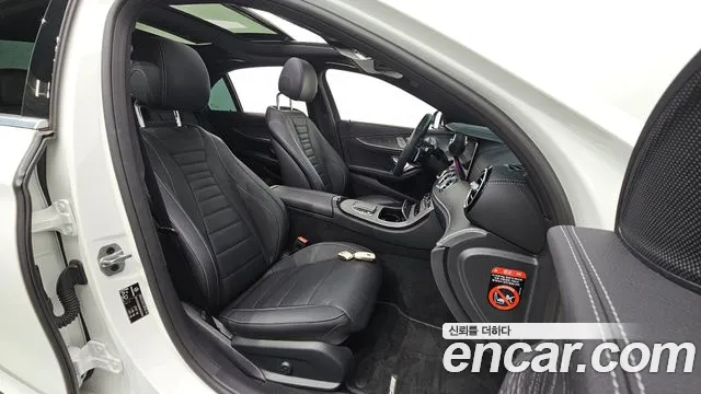 Mercedes-Benz E-Class W213 — Фото автомобиля 16