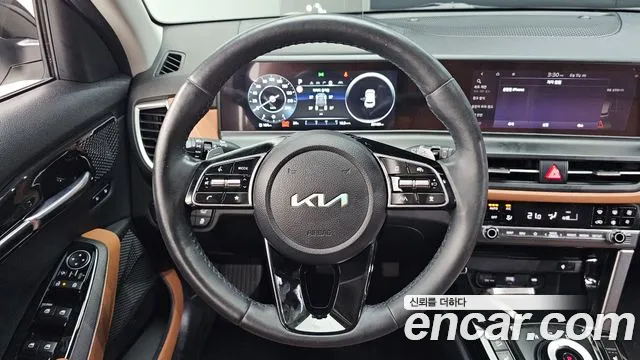 Kia Seltos Новый Seltos Бензин 1.6 турбо 2WD — Фото автомобиля 13