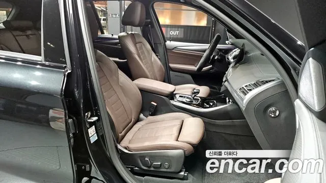 BMW X3 xDrive 20i M Sport Pro — Фото автомобиля 11