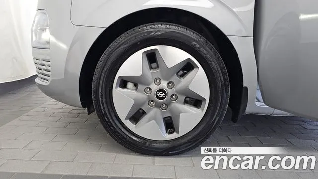 Hyundai Staria — Фото автомобиля 6