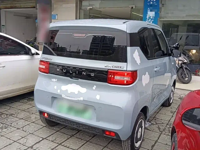 Wuling Hongguang Mini EV — Фото автомобиля 6