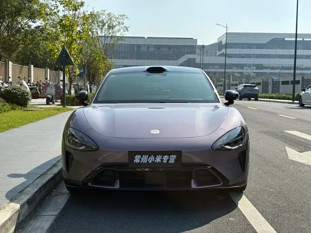 Xiaomi SU7 — Фото автомобиля 2