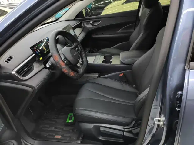 BYD Seal 05 DM-i — Фото автомобиля 14