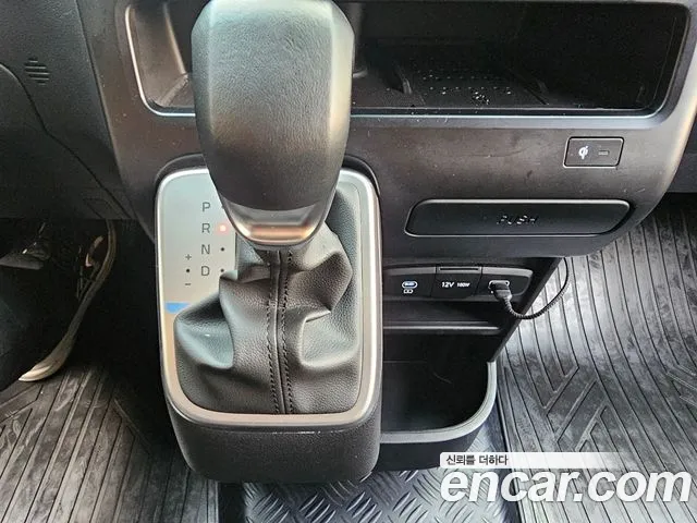 Hyundai Staria — Фото автомобиля 14