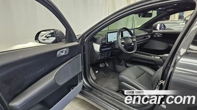 Hyundai Ioniq 6 — Фото автомобиля 15