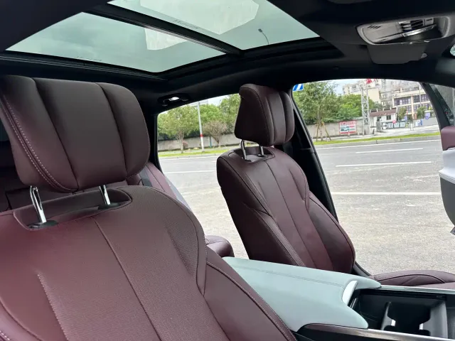 Buick LaCrosse — Фото автомобиля 12