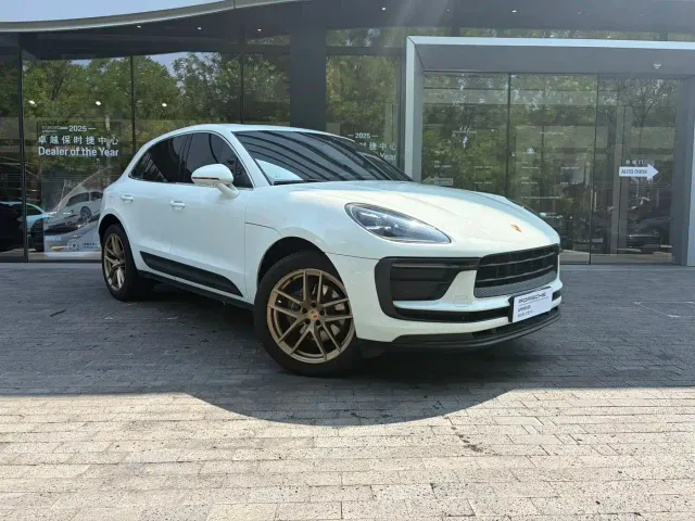 Porsche Macan — Фото автомобиля 3