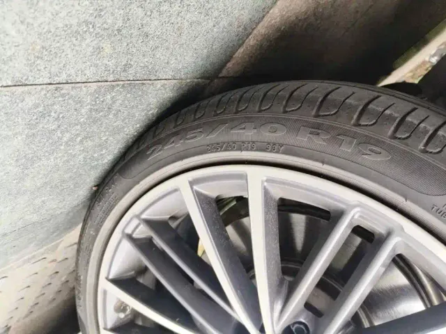 BMW 5 Series — Фото автомобиля 7