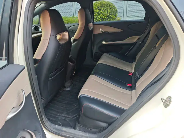 BYD Dolphin — Фото автомобиля 12