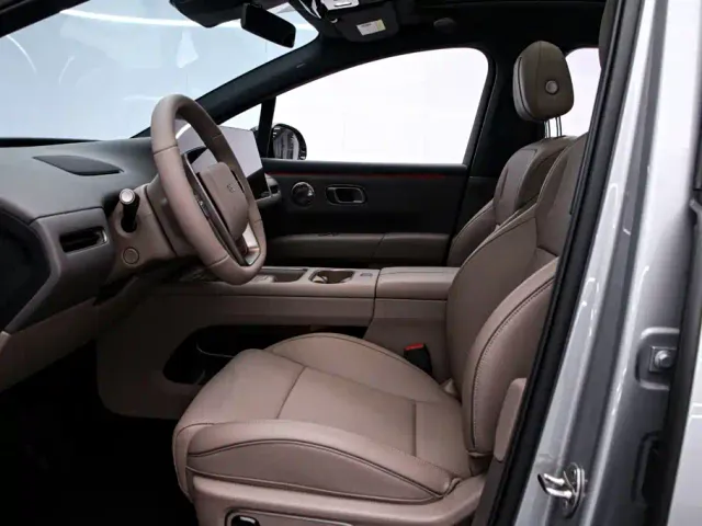 Li Auto i6 — Фото автомобиля 13