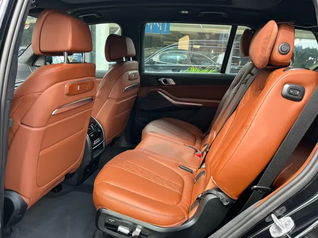 BMW X7 — Фото автомобиля 17