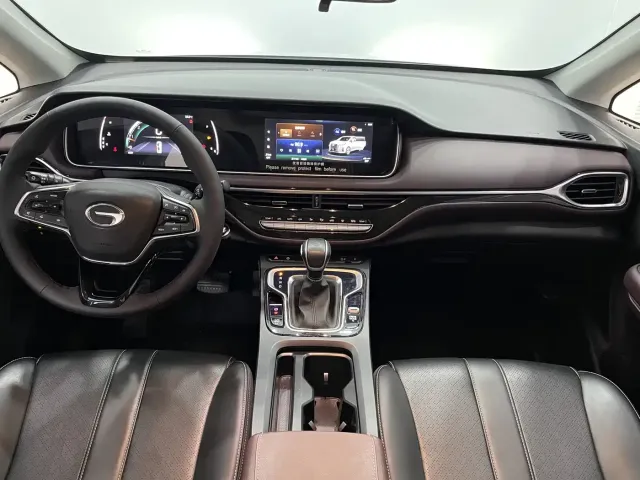 GAC Trumpchi M6 — Фото автомобиля 12