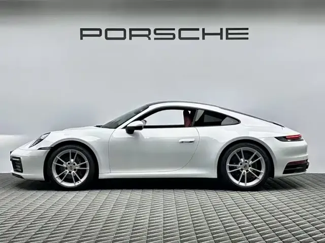 Porsche 911 — Фото автомобиля 4