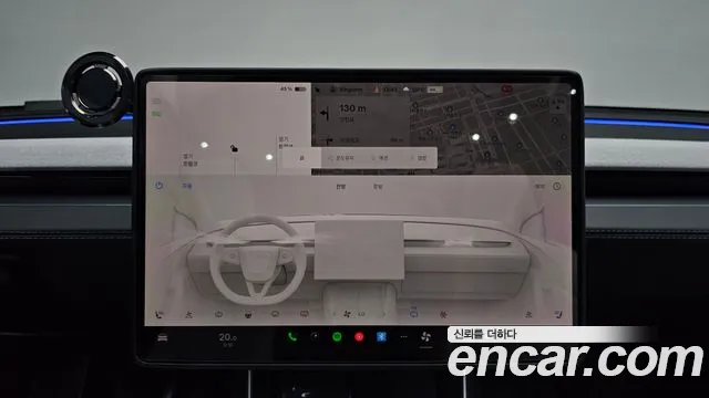 Tesla Model Y — Фото автомобиля 13