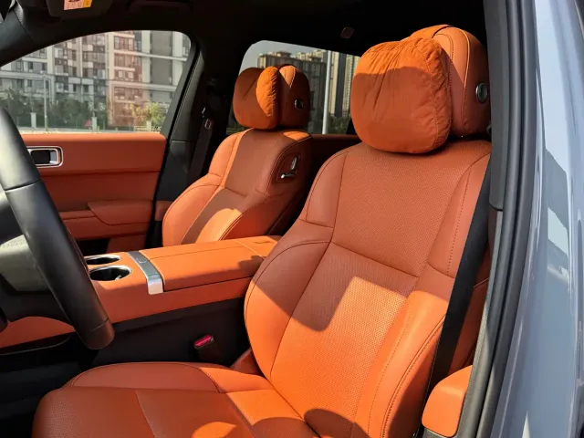 Li Auto L7 — Фото автомобиля 6