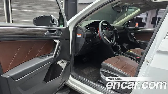 Volkswagen Tiguan — Фото автомобиля 10