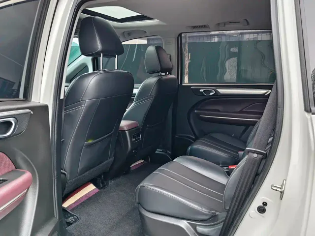 GAC Trumpchi M6 — Фото автомобиля 10