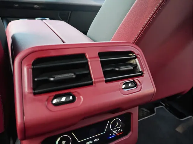 BMW 5 Series — Фото автомобиля 25