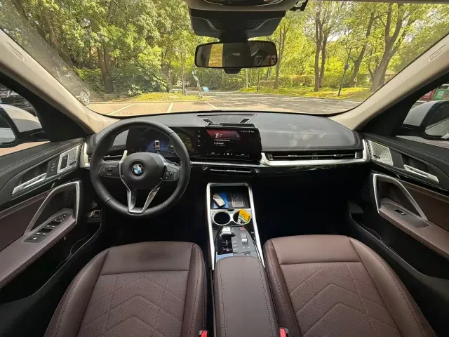 BMW X1 — Фото автомобиля 4