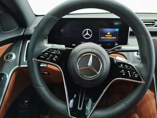 Mercedes-Benz S-Class — Фото автомобиля 9