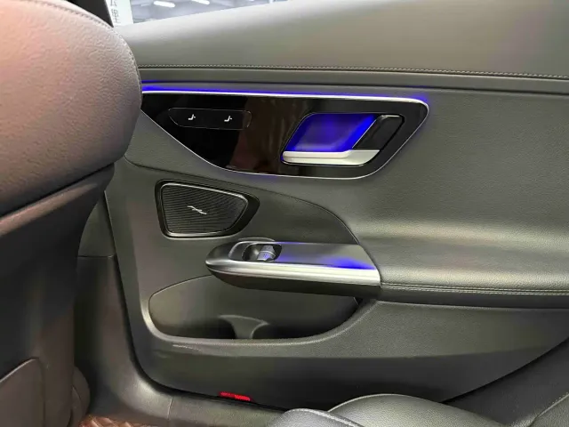 Mercedes-Benz C-Class — Фото автомобиля 13