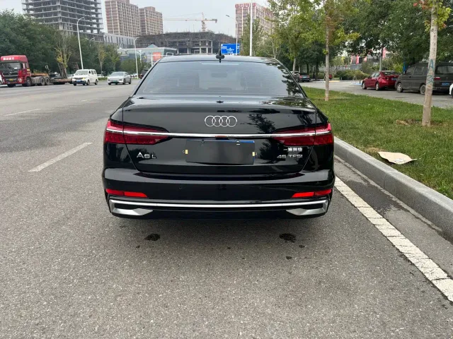 Audi A6L — Фото автомобиля 18