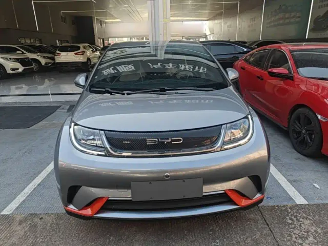 BYD Dolphin — Фото автомобиля 2