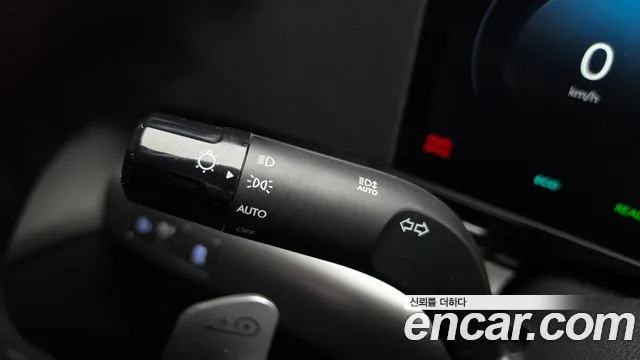 Hyundai Kona SX2 — Фото автомобиля 30