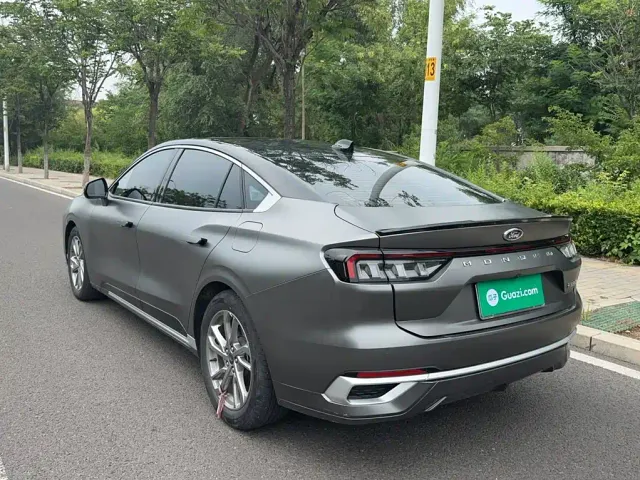 Ford Mondeo — Фото автомобиля 12
