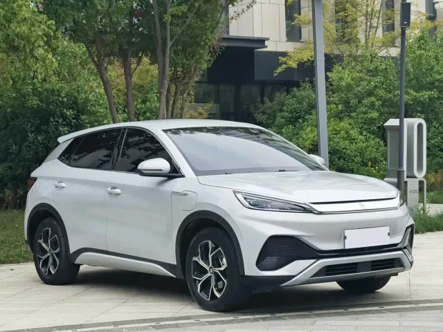 BYD Yuan PLUS — Фото автомобиля 3
