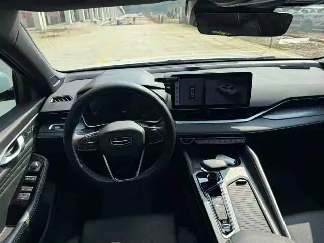 Geely Xingrui — Фото автомобиля 12