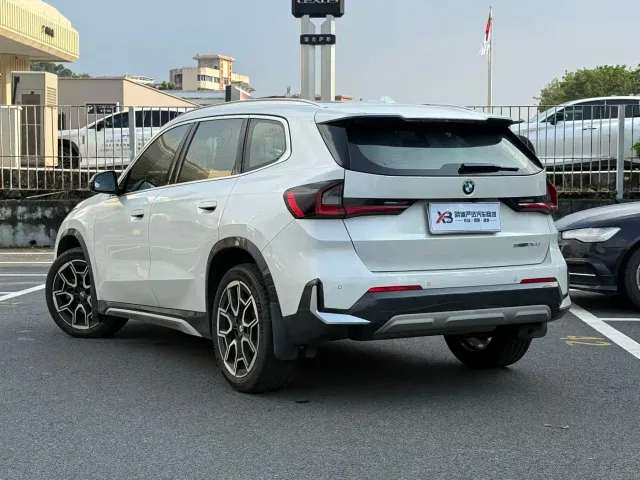 BMW X1 — Фото автомобиля 4