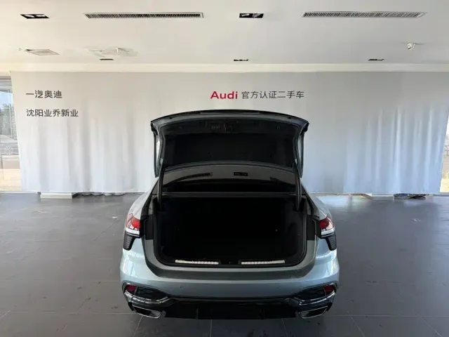 Audi A6L — Фото автомобиля 9