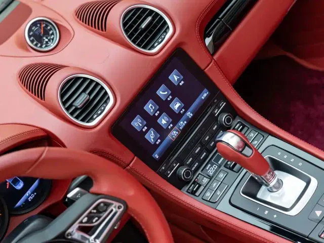 Porsche 718 — Фото автомобиля 14