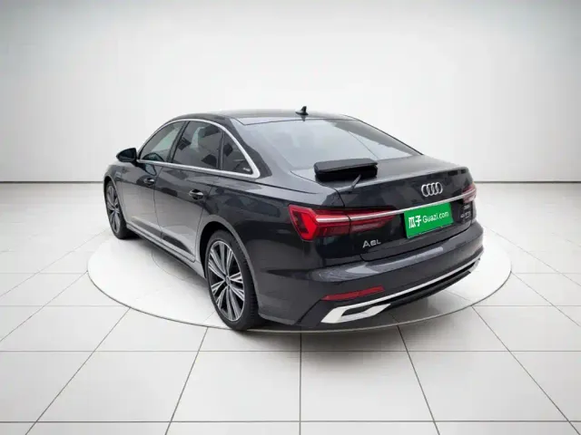 Audi A6L — Фото автомобиля 24
