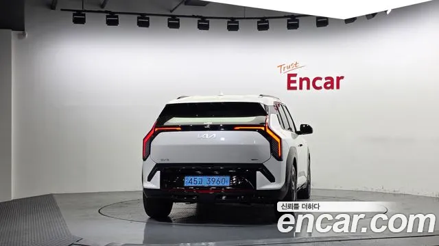 Kia EV3 — Фото автомобиля 4