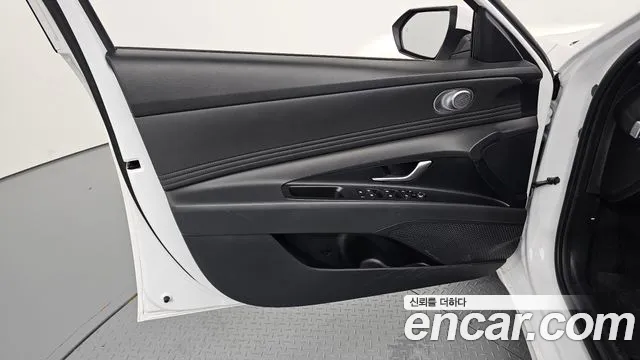 Hyundai Avante CN7 — Фото автомобиля 13