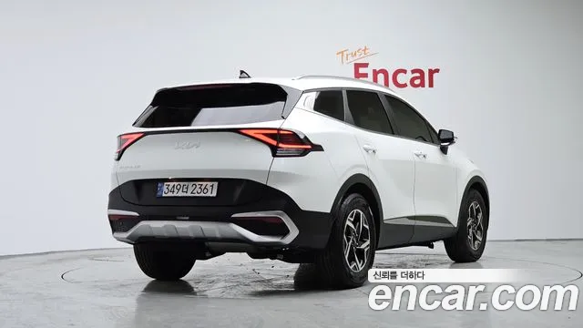 Kia Sportage Sportage 5-е поколение Дизель 2.0 2WD — Фото автомобиля 2