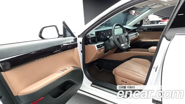 Hyundai Grandeur GN7 — Фото автомобиля 10