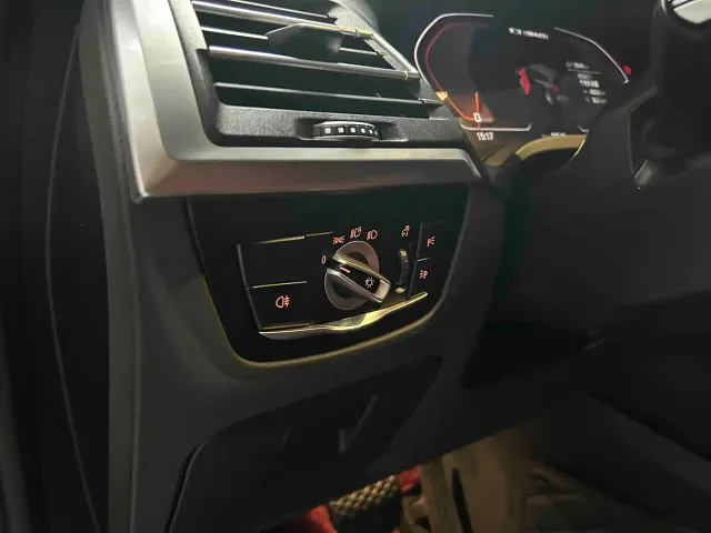 BMW X3 — Фото автомобиля 10
