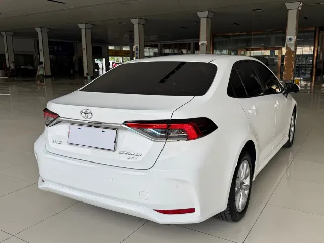 Toyota Corolla — Фото автомобиля 14