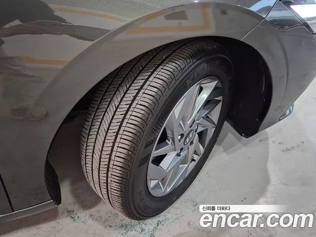 Hyundai Avante CN7 — Фото автомобиля 5