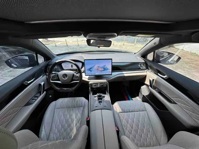 BYD Tang — Фото автомобиля 8