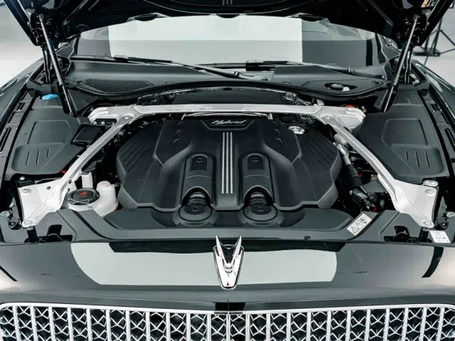 Bentley Flying Spur — Фото автомобиля 27